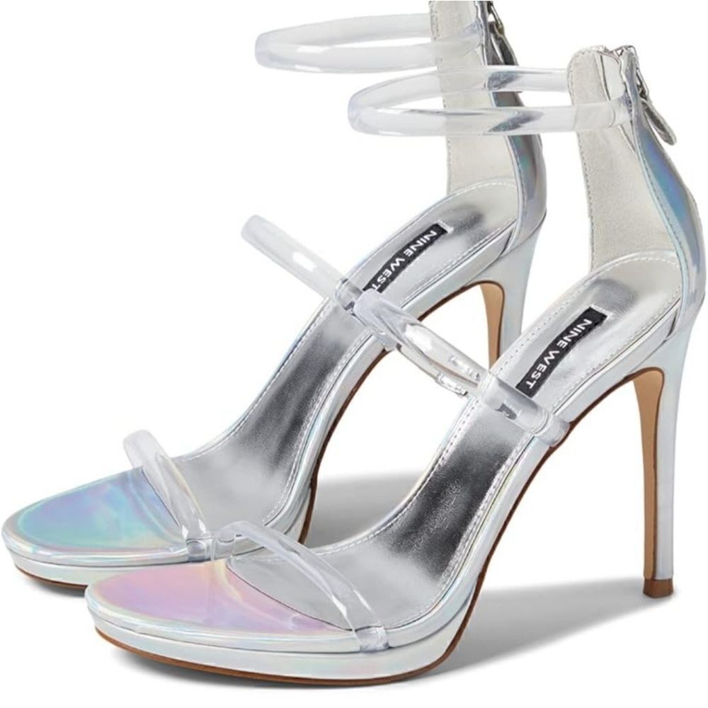Nine West Silver Leah Sandal Size 11. NWT.